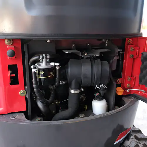 Mini Giratória Donker´s DK20 Pro c/Cabine, 18 HP 2 Velocidades e Joysticks